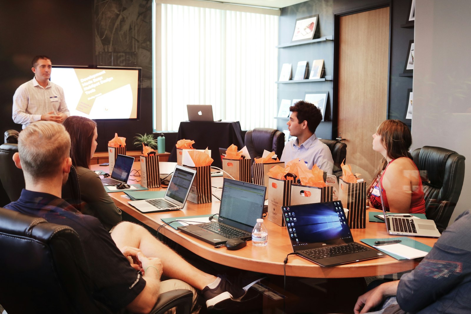 LED Video Walls in Corporate Lobbies: A Complete Guide for Dubai Businesses in 2026