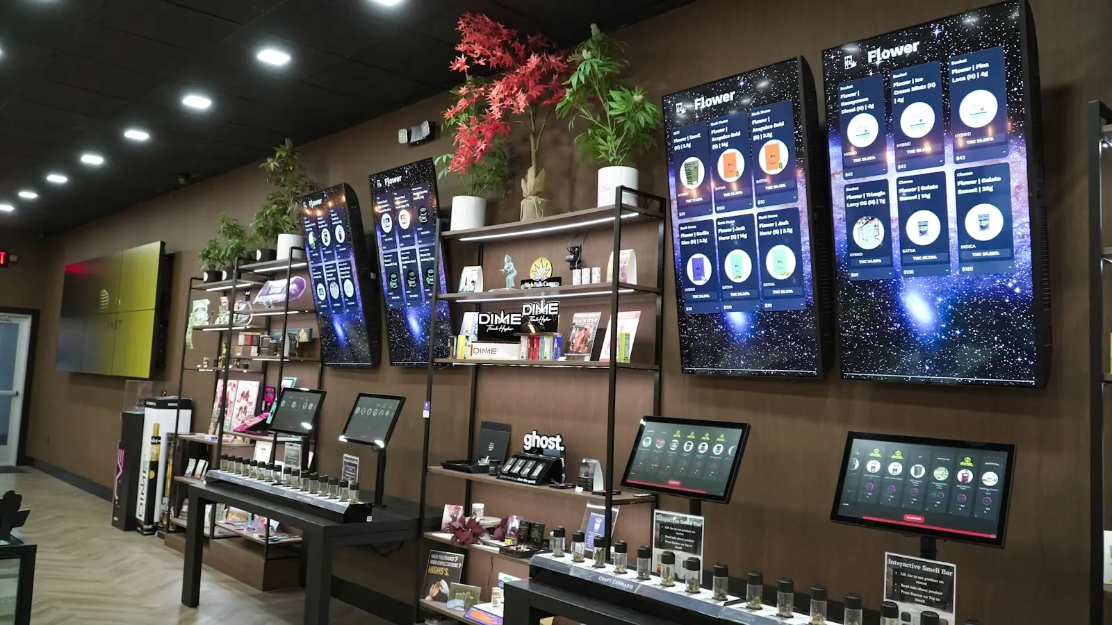 Retail Media Networks in Dubai: Why In-Store Digital Signage Is the Next Big Ad Channel in 2026